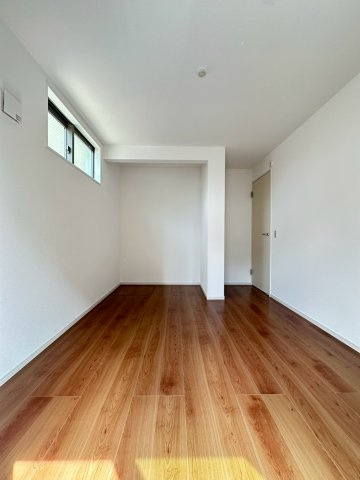 寝屋川市春日町　1号地の洋室|約5帖の洋室