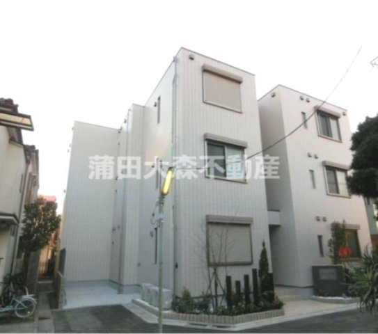 グラード中央の外観|2015年12月築　鉄骨造地上3階建て総戸数6戸
東京都大田区中央3丁目　東急池上線池上駅最寄り