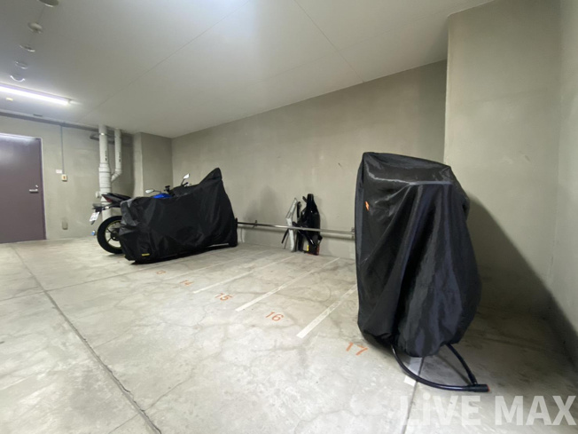【駐車場】エステムコート大阪ベイエリア