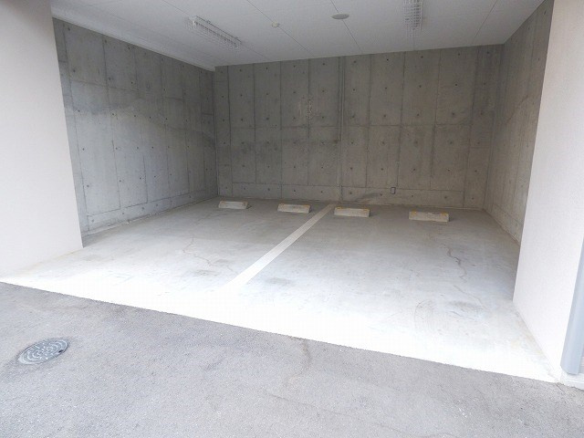 【駐車場】エスリード京橋グランツ 