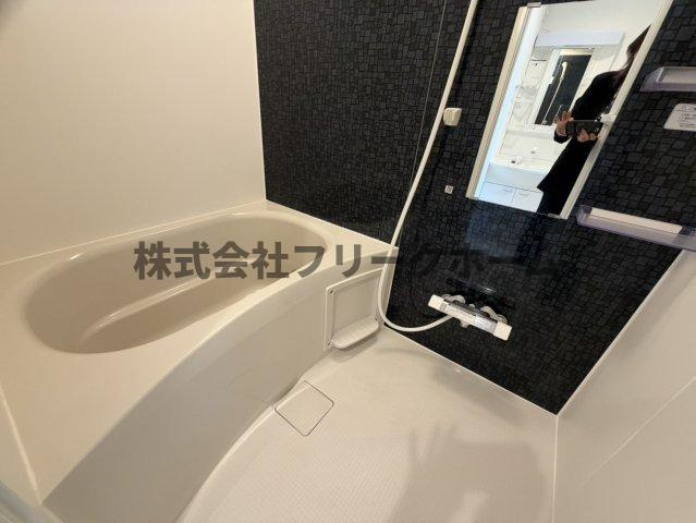 武蔵野市吉祥寺東町１丁目の賃貸マンションの浴室