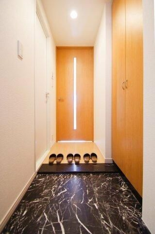 【玄関】 | 広尾ハイツ