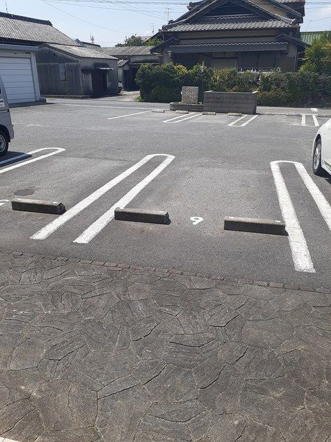 アビタシオンの駐車場
