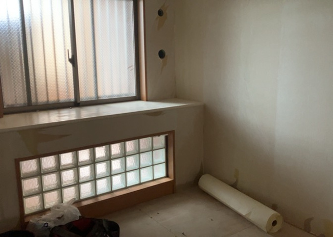 【子供部屋】 | グリーンティエラ星が丘 | 洋室５．７帖のお部屋は、子供部屋や書斎・テレワークスペースとしてもぴったりの広さです。クロゼットが備わっているため、勉強道具やおもちゃ、衣類などもスッキリ収まり、部屋を有効活用いただけます。