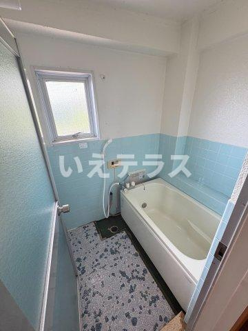 三倉六甲台ライフの浴室