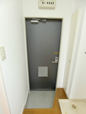 【玄関】 | グラン逆瀬川