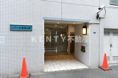 【エントランス】 | ロワール島津山南 | 毎日通るエントランスはこのようになっています