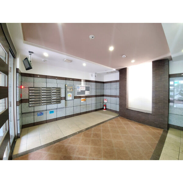 CREST FINE VIEW　吉塚小学校区のロビー|CREST FINE VIEW