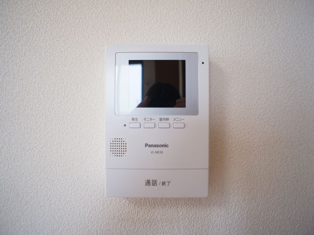 【セキュリティ】 | グリーンパールＢ | 訪問者の確認ができるTVドアホン付きです♪