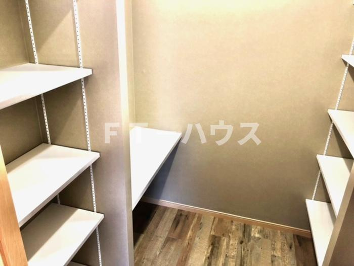 グランピア春日の収納|ワークスペース