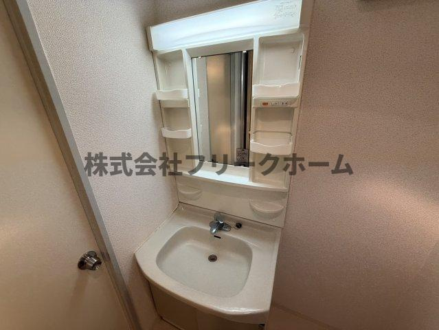 武蔵野市吉祥寺北町４丁目の賃貸マンションの洗面所