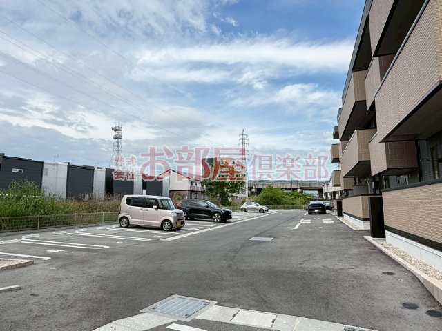 Augustaの駐車場|駐車スペースもあります