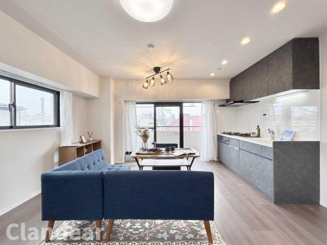 コスモステージ荒川遊園サウスリッジの内観：施工例|※【施工例】内装イメージ写真です。色・サイズなど実際と異なる場合がございます
