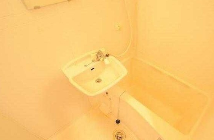 川崎市高津区久本１丁目の賃貸マンションの浴室|参考写真