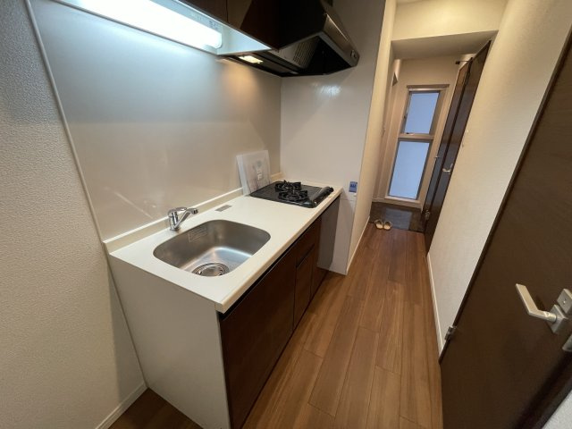 スプランディッド淀屋橋DUEのキッチン|イメージとして他号室の室内写真を表示しています