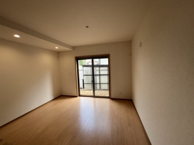 【洋室】 | 星和台７丁目　中古戸建 | 洋室約8.0帖