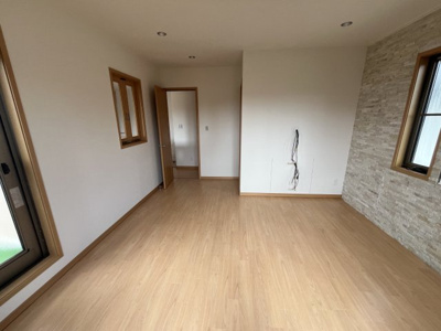 【洋室】 | 星和台７丁目　中古戸建 | 洋室約9.0帖
