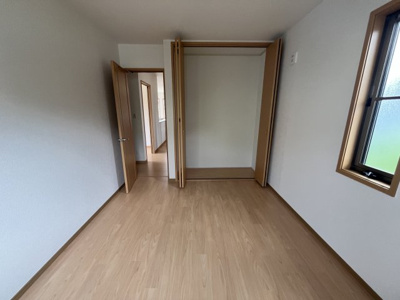 【収納】 | 星和台７丁目　中古戸建 | こちらも大きな収納があります。