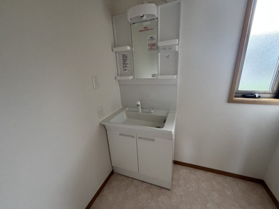 【独立洗面台】 | 星和台７丁目　中古戸建 | 2階にも洗面台があります。こちらも新調しております。