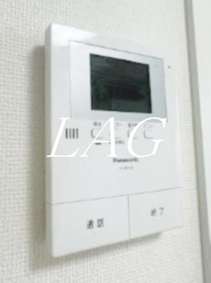 【セキュリティ】 | ＰＡＲＫ　ＴＥＲＲＡＣＥ　新松戸Ⅱ | モニター付きインターホンです。