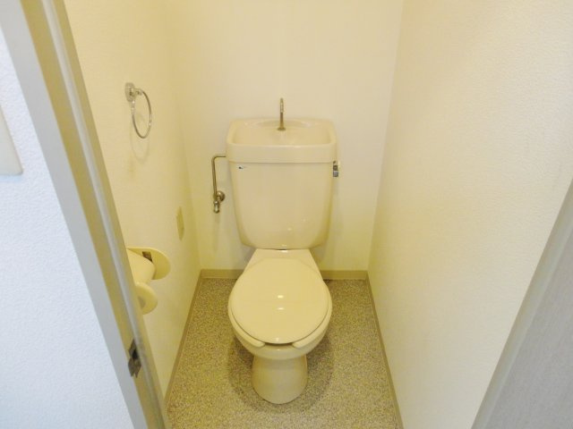 YKハイツ相生町のトイレ