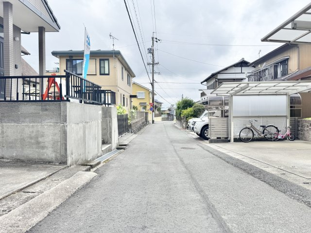 磐田市 西貝塚の前面道路含む現地写真|物件前の道路になります。