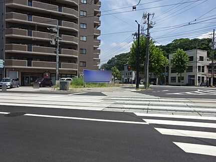 南区比治山町の前面道路含む現地写真
