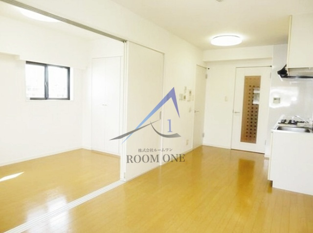 プロスペクト門前仲町の居間・リビング|洋室のお部屋です。