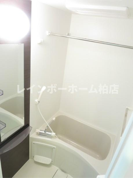 仲介手数料（賃料の1.10ヵ月）の50％OFF対象物件！の浴室|日々の暮らしに欠かせないお風呂です