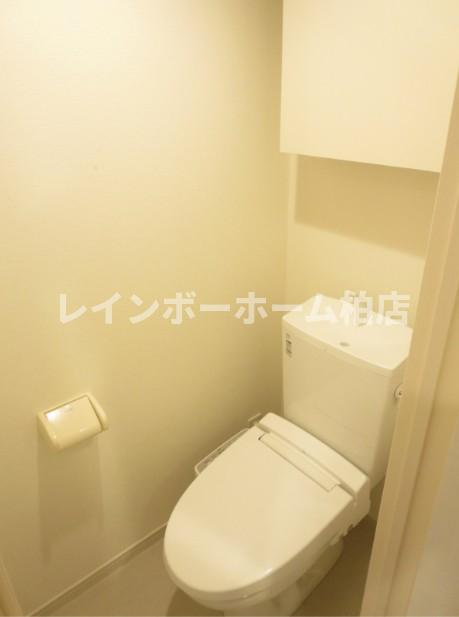 仲介手数料（賃料の1.10ヵ月）の50％OFF対象物件！のトイレ|落ち着いた色調のトイレです