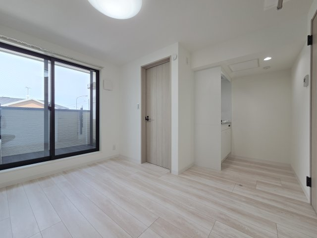 調布市下石原２丁目のアパートの居間・リビング