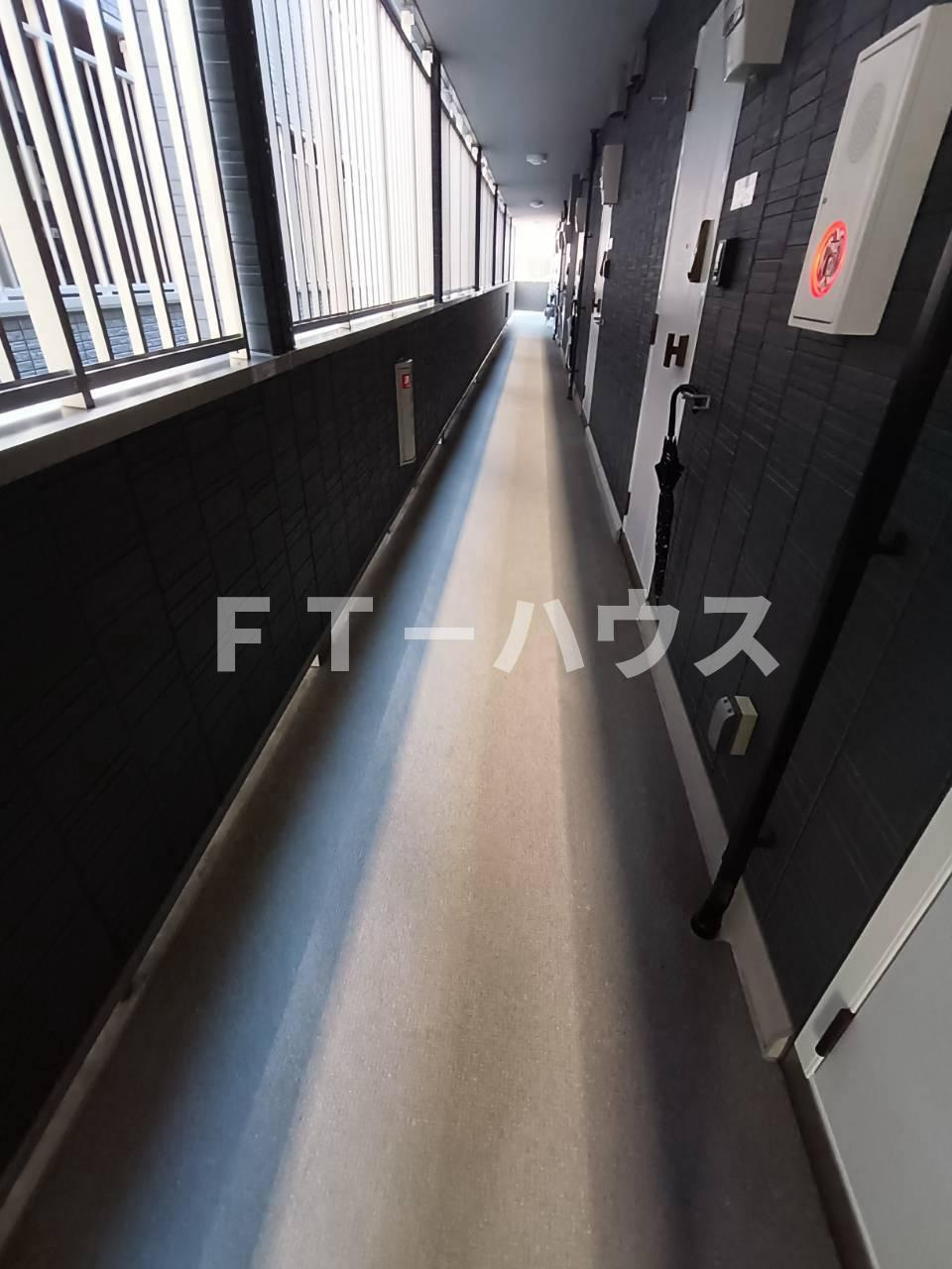 East Side Residence 2のバルコニー