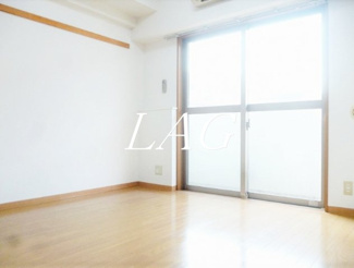 【居間・リビング】 | シルビアⅡ | 洋室のお部屋です。