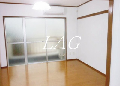 【居間・リビング】 | 高松ハイム | 洋室のお部屋です。