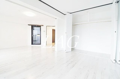 【居間・リビング】 | リデンテ南浦和 | 洋室のお部屋です。