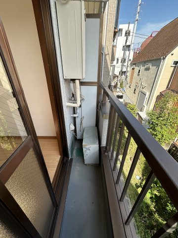 ハイネス緑のバルコニー