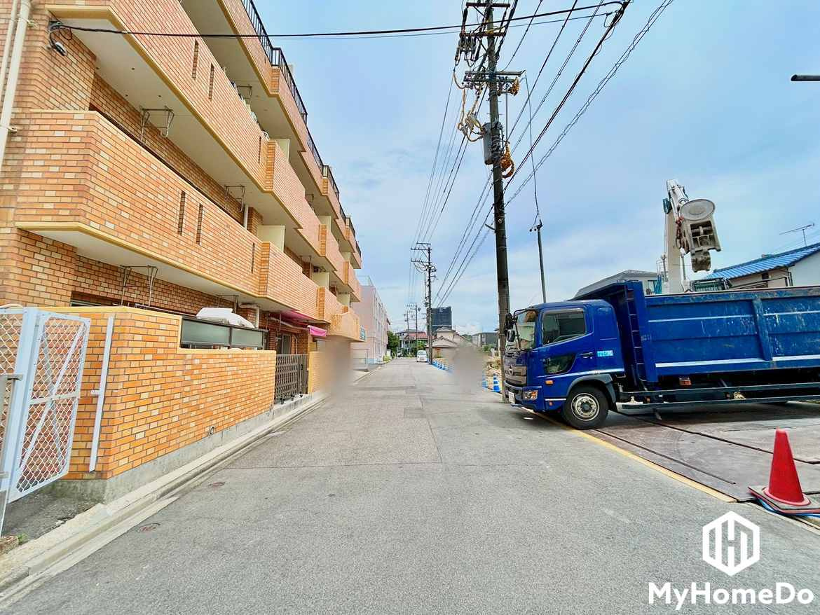 北区米が瀬町の前面道路含む現地写真