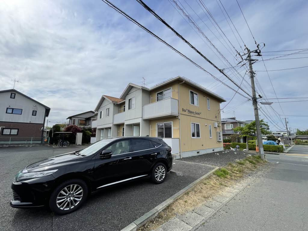 シャーメゾン ソレイユの駐車場