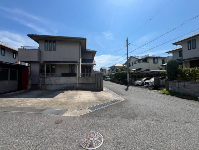 垂水区清玄町　中古戸建の前面道路含む現地写真|前面道路含む現地写真です