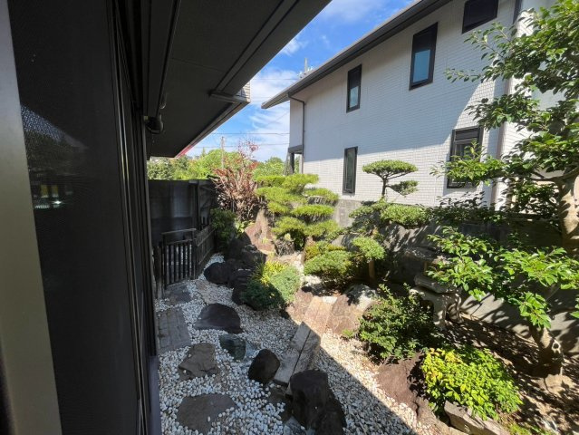 垂水区清玄町　中古戸建の庭|お庭の付いた物件です
