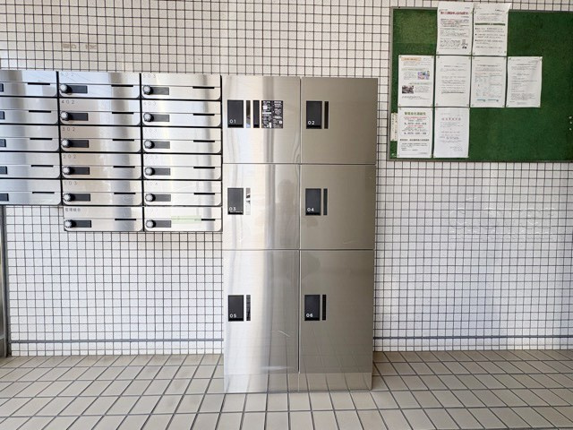  | アルス用賀 | 仕事をしたり、家をあけがちな人にとっては必須となる、宅配BOX。ネット通販や宅配サービスの利用頻度が高い人にとっても、うれしい設備です。～即日のご見学可能～　お問合せはお気軽にどうぞ。