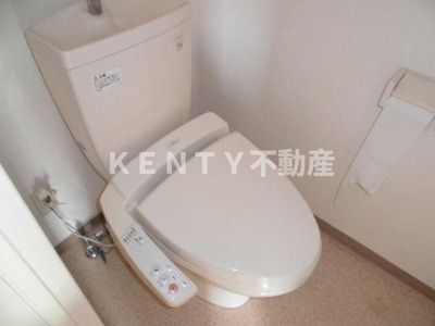 【トイレ】 | Ｃｒｅｓｔ Ｋｏｙａｍａ | 落ち着いた色調のトイレです
