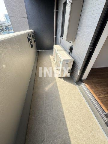 横浜市神奈川区子安通２丁目の賃貸マンションのバルコニー