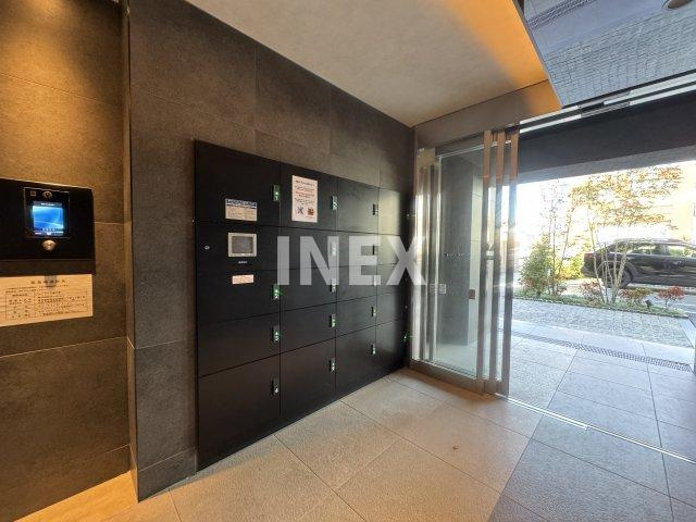 横浜市神奈川区子安通２丁目の賃貸マンションのロビー