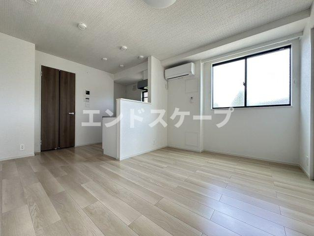 カーサ　ソラティオの居間・リビング|高崎、前橋のお部屋探しはエンドスケープまで！お客様の理想お聞かせ下さい♪