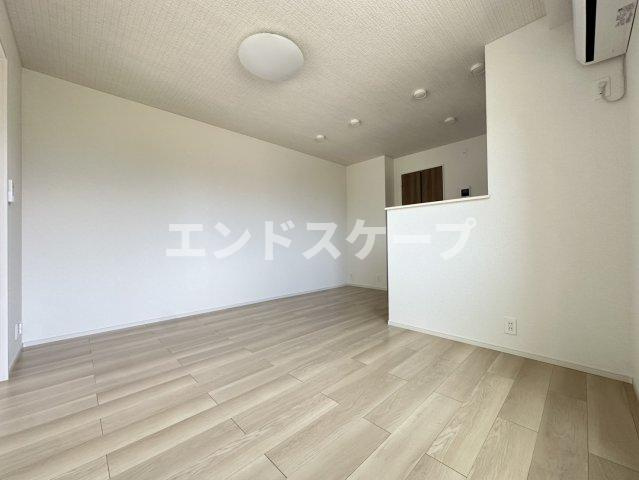 カーサ　ソラティオの居間・リビング|高崎、前橋のお部屋探しはエンドスケープまで！お客様の理想お聞かせ下さい♪