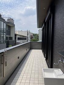 高輪１丁目戸建のバルコニー|※別部屋参照