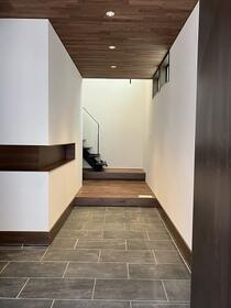 高輪１丁目戸建の玄関|※別部屋参照