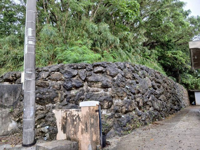 沖縄市高原四丁目の外観