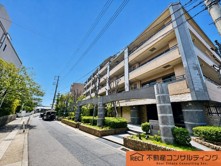 コスモ芦屋川シーサイドテラスの外観
